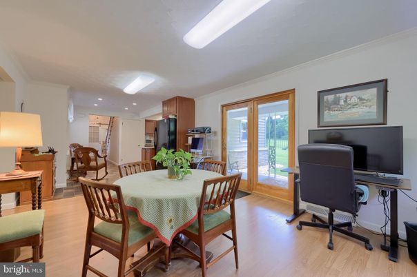 Dining room, Interior, Kitchen, Recessed Lighting, Wood Texture Flooring