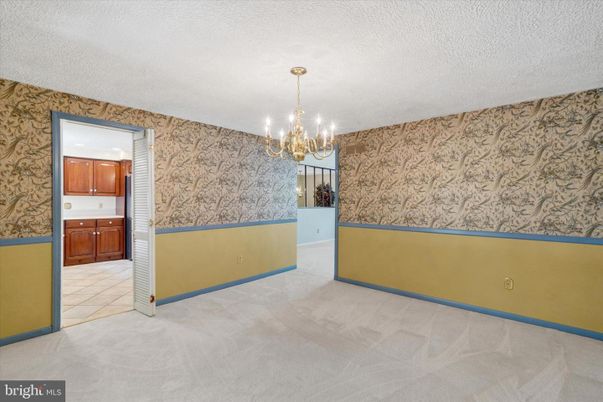 Chandelier, Empty room, Interior
