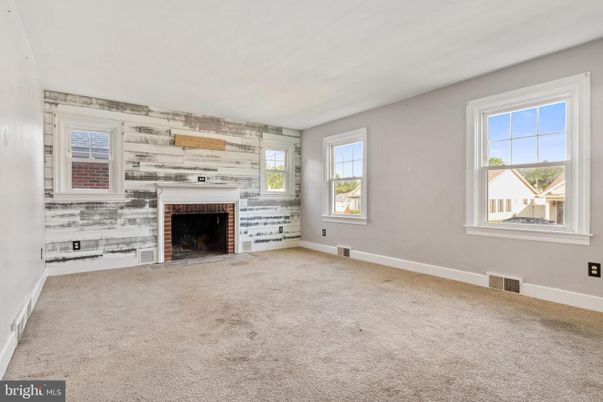 Empty room, Fireplace, Interior, Wooden Walls