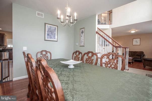 Chandelier, Dining room, Interior, Recessed Lighting, Wood Texture Flooring