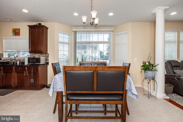 Chandelier, Dining room, Interior, Kitchen, Recessed Lighting