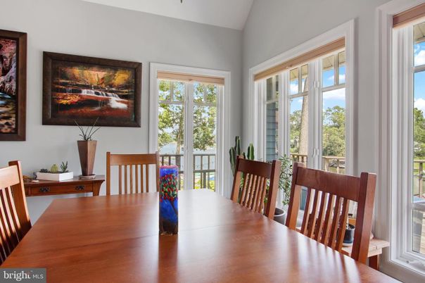 Dining room, Interior