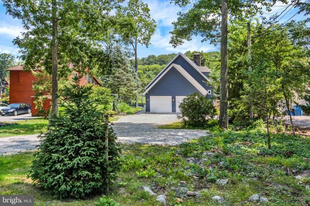 Detached Garage, Exterior