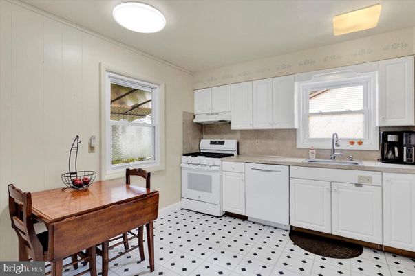 Dining room, Interior, Kitchen