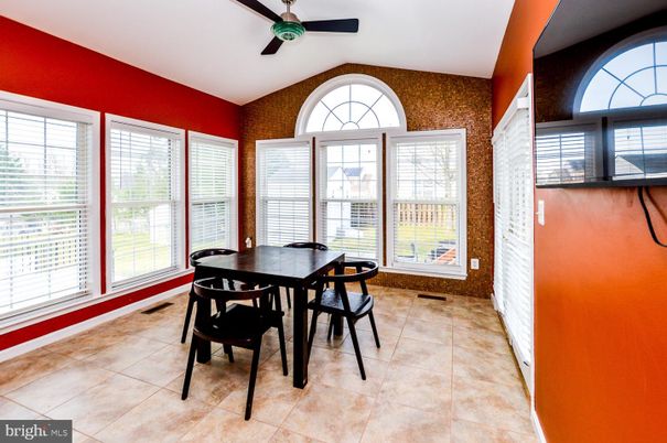 Dining room, Interior