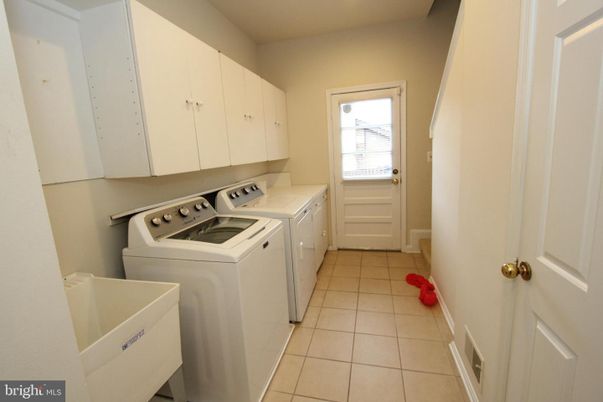 Interior, Washer