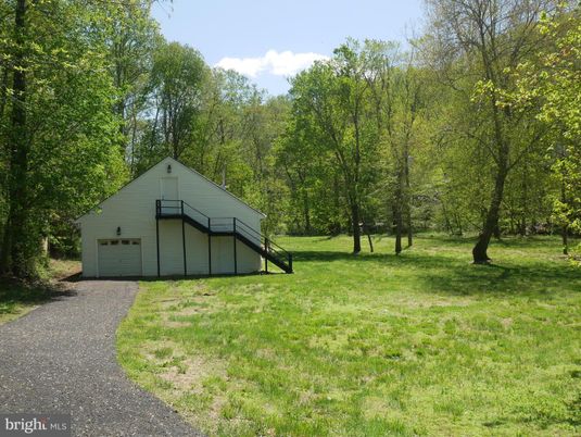 Backyard, Detached Garage, Exterior