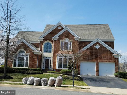 Attached, Exterior, Facade, Brick Facade, Brick Traditional