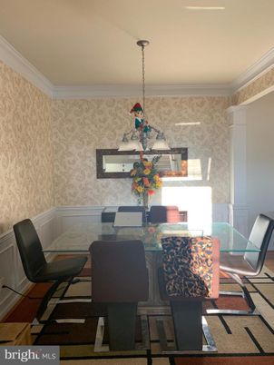 Chandelier, Dining room, Interior