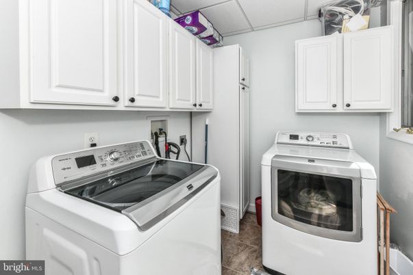 Interior, Washer