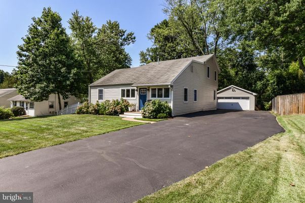 Backyard, Detached Garage, Exterior
