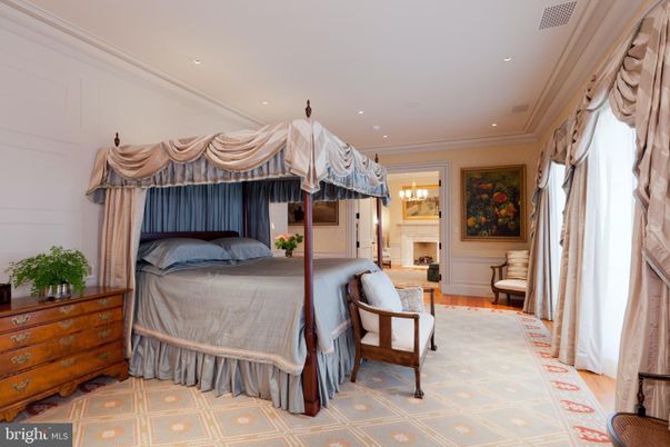Bedroom, Fireplace, Interior, Recessed Lighting, Wood Texture Flooring