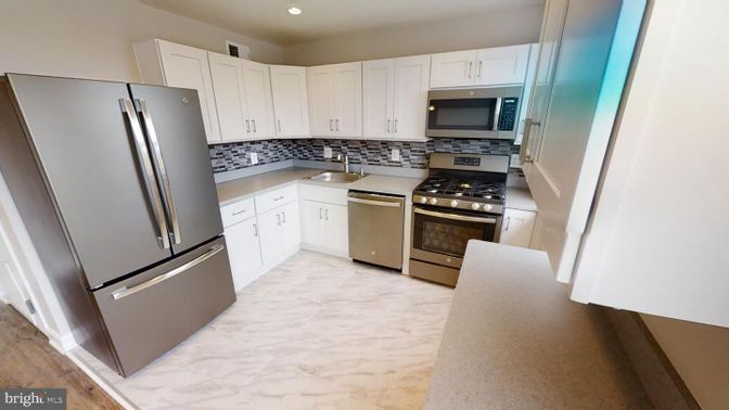 Interior, Kitchen, Marble, Recessed Lighting, Stainless Steel Appliances