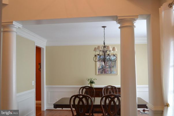 Chandelier, Dining room, Interior, Wood Texture Flooring