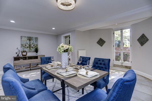 Dining room, Interior, Living room, Recessed Lighting