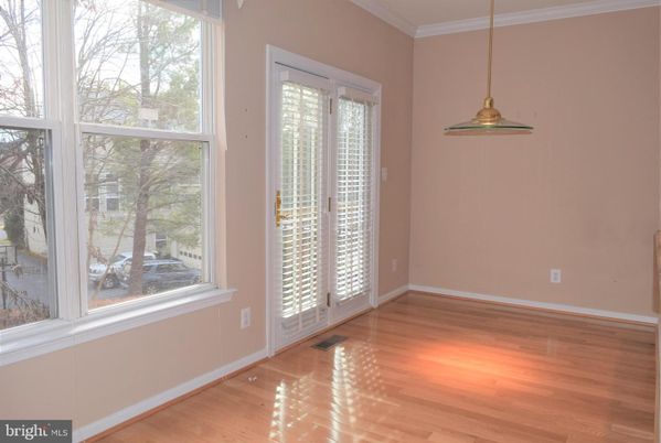Empty room, Interior, Pendant Lights, Wood Texture Flooring