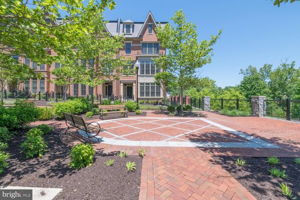 Backyard, Exterior, Facade, Queen Anne Victorian