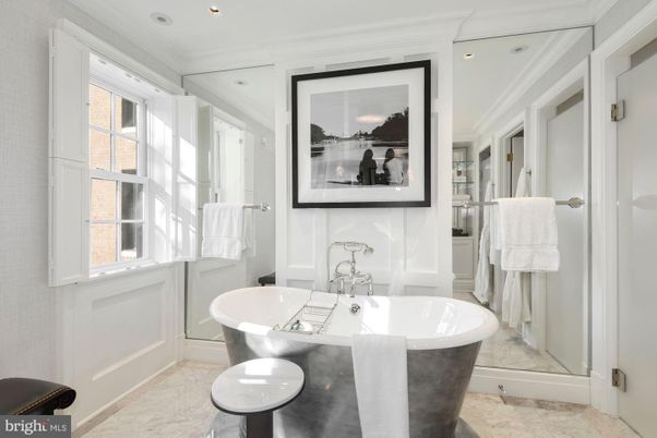 Bathroom, Free Standing Baths, Interior, Recessed Lighting