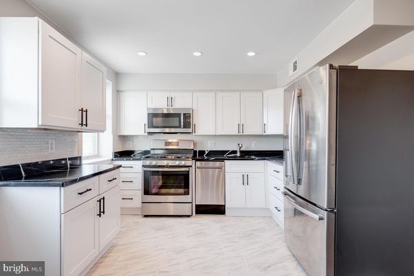 Interior, Kitchen, Marble, Recessed Lighting, Stainless Steel Appliances