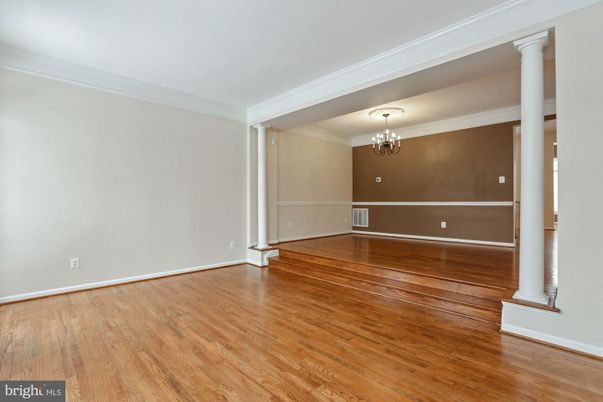 Chandelier, Empty room, Interior, Wood Texture Flooring