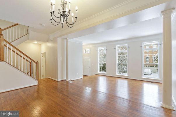 Chandelier, Empty room, Interior, Wood Texture Flooring