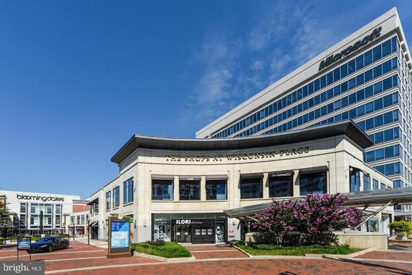 Exterior, Facade, Condo Building