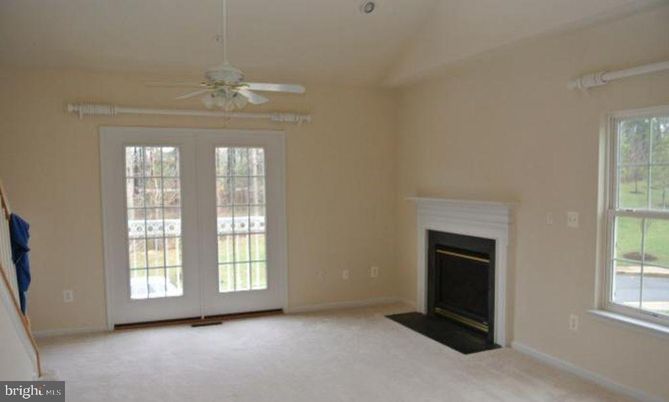 Empty room, Fireplace, Interior, Recessed Lighting