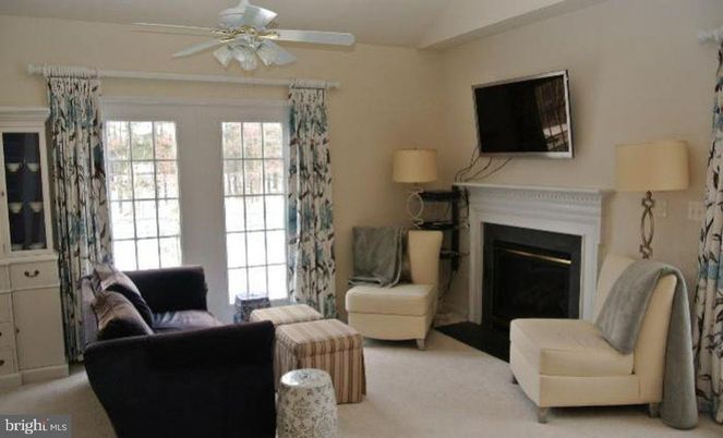 Fireplace, Interior, Living room