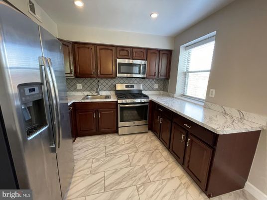 Interior, Kitchen, Marble, Recessed Lighting, Stainless Steel Appliances