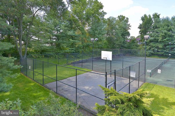 Exterior, Tennis Courts