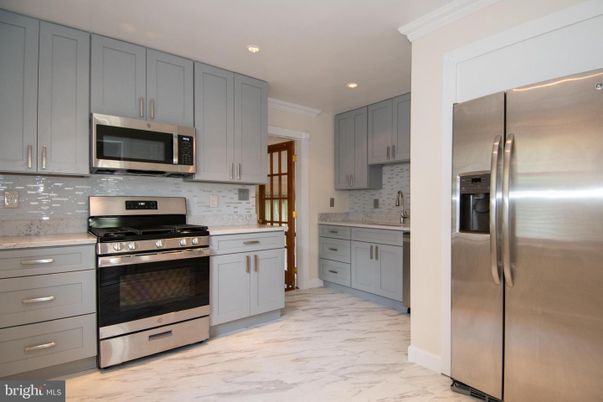 Interior, Kitchen, Marble, Recessed Lighting, Stainless Steel Appliances