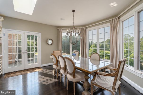 Chandelier, Dining room, Interior, Sun Room, Wood Texture Flooring