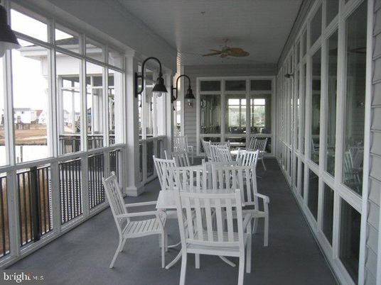 Dining room, Interior