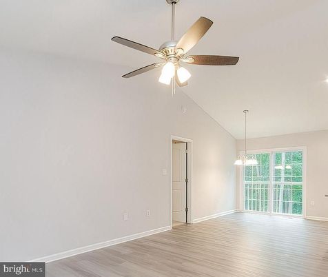 Empty room, Interior, Pendant Lights, Wood Texture Flooring