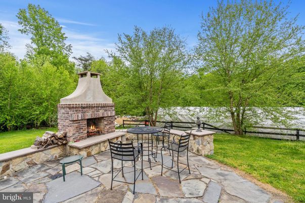 Exterior, Fireplace