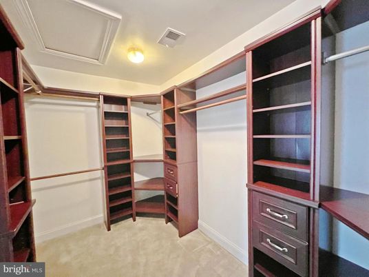 Interior, Walk-in Closets