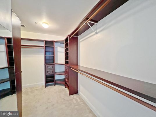 Interior, Walk-in Closets