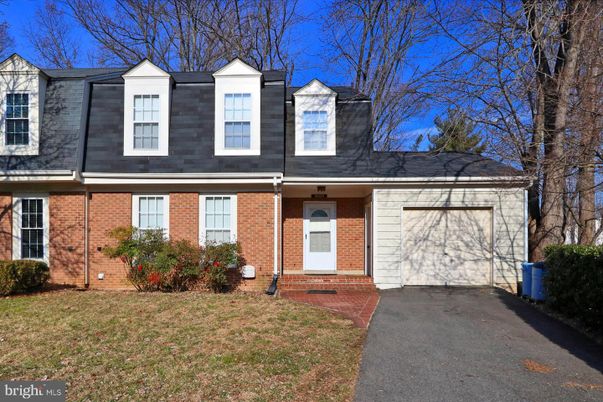 Attached, Exterior, Facade, Brick Facade, Cape Cod