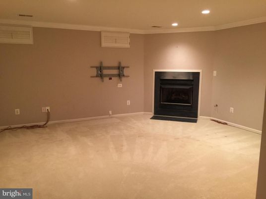 Empty room, Fireplace, Interior, Recessed Lighting