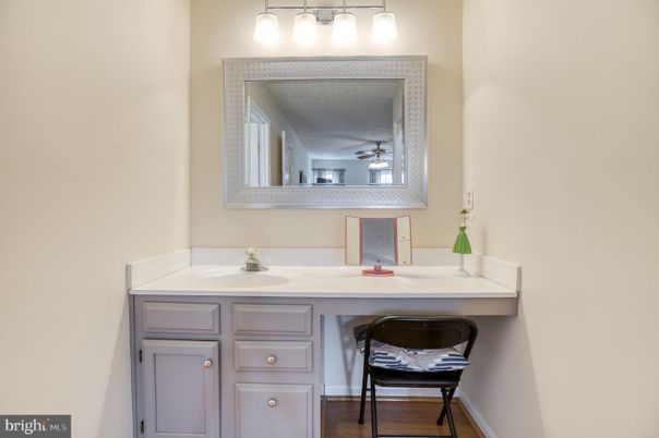 Bathroom, Home Office, Interior, Wood Texture Flooring