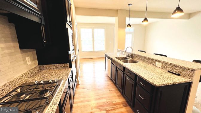 Interior, Kitchen, Pendant Lights, Wood Texture Flooring