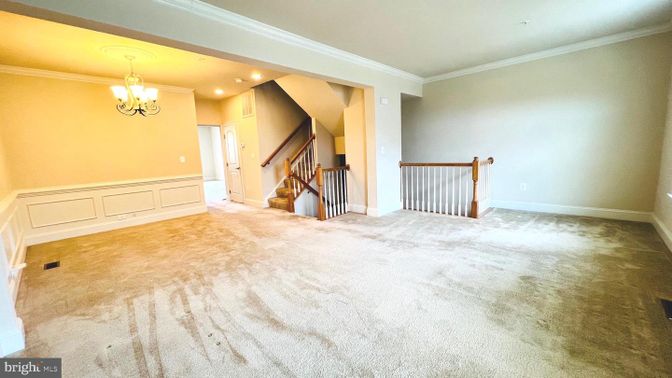 Chandelier, Empty room, Interior, Recessed Lighting