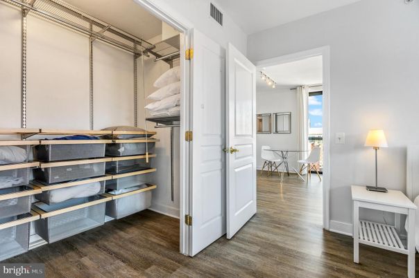 Dining room, Interior, Walk-in Closets, Wood Texture Flooring