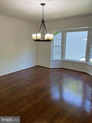 Chandelier, Empty room, Interior, Recessed Lighting, Wood Texture Flooring