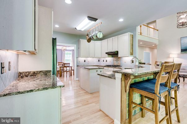 Dining room, Interior, Kitchen, Recessed Lighting, Wood Texture Flooring