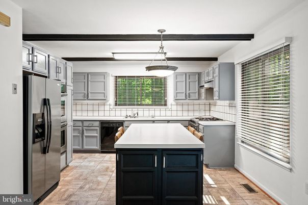 Interior, Kitchen, Pendant Lights, Stainless Steel Appliances