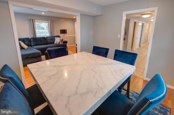 Dining room, Interior, Living room, Recessed Lighting, Wood Texture Flooring