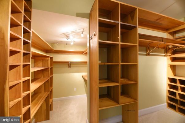 Interior, Walk-in Closets