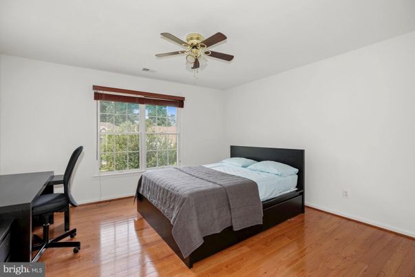 Bedroom, Home Office, Interior, Wood Texture Flooring