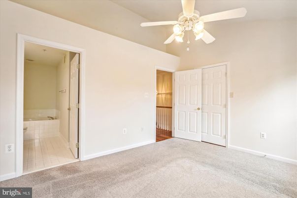 Bathroom, Empty room, Interior